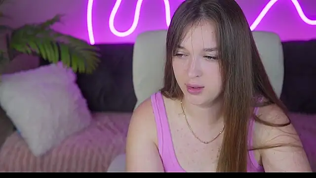 DonnaLustt online show from 18, 9, 2025