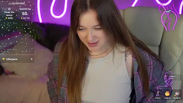 DonnaLustt online show from 7, 10, 2025