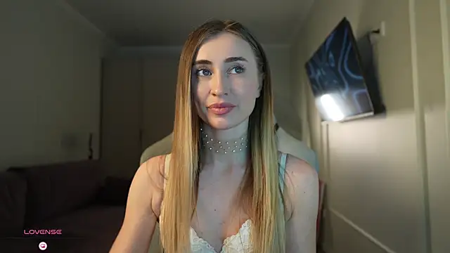 Snapshot of Coconutkittyy chatting on 26, 10, 2025 Coconutkittyy online show from 26, 10, 2025