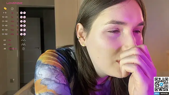 Maria Bowie online show from 14, 12, 2025