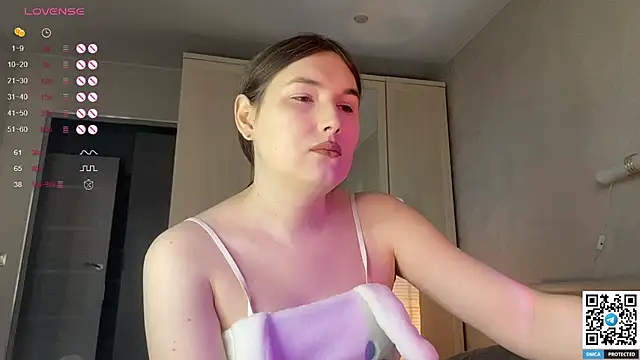 Maria Bowie online show from 14, 12, 2025