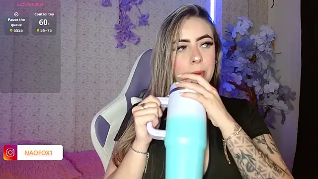 NaomiFox1 online show from 23, 9, 2025