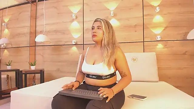 julietha taylor online show from 7, 10, 2025