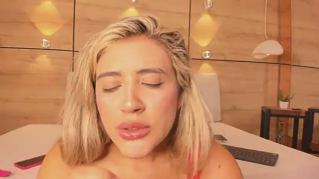 julietha taylor online show from 8, 10, 2025