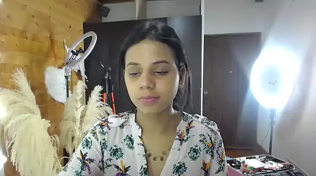 Valentinapatry1 online show from 5, 3, 2025