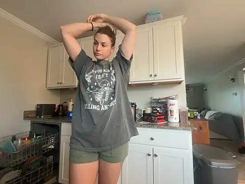 MissSwitch online show from 26, 11, 2025