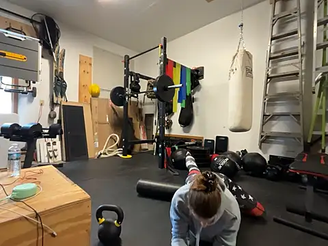 MissSwitch online show from 20, 12, 2024