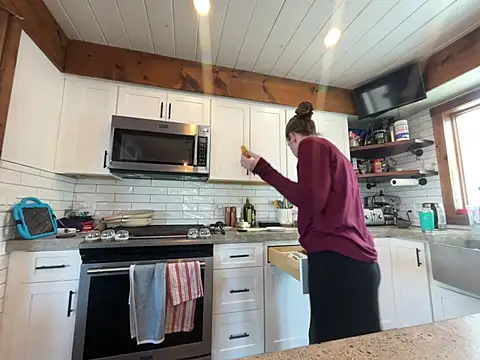 MissSwitch online show from 21, 1, 2025