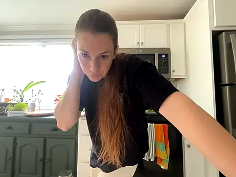 MissSwitch online show from 1, 11, 2025