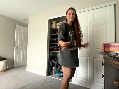 MissSwitch online show from 7, 10, 2025