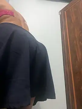 Snapshot of HotRiyacpl chatting on 24, 10, 2025 HotRiyacpl online show from 24, 10, 2025