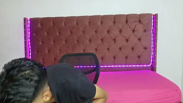 boys yourparty online show from 20, 3, 2025