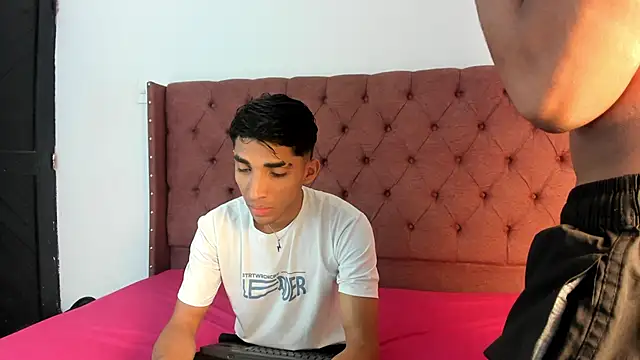 boys yourparty online show from 24, 9, 2025