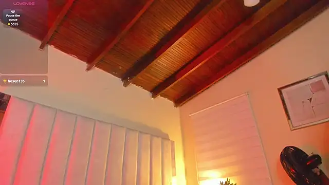 lil hanna18 online show from 6, 10, 2025