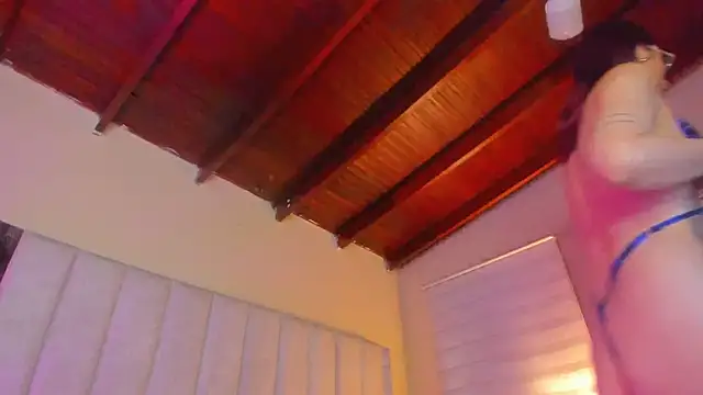 lil hanna18 online show from 21, 11, 2025