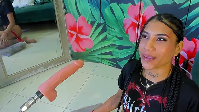 Mieldeluna online show from 8, 9, 2025