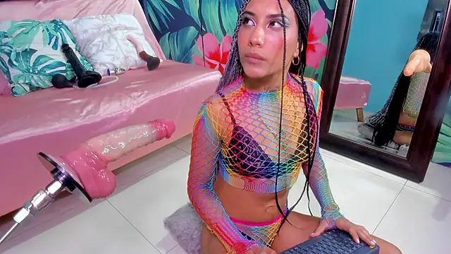 Mieldeluna online show from 11, 11, 2025