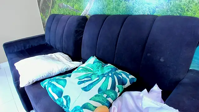 Mieldeluna online show from 15, 2, 2025