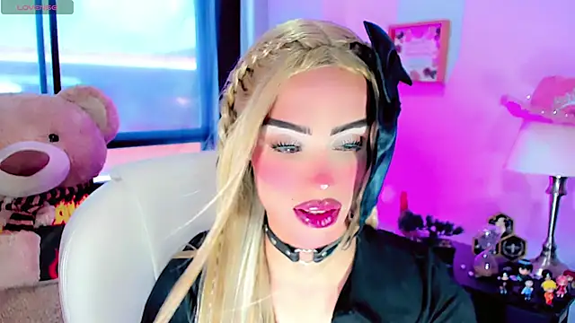 dollswit01 online show from 20, 1, 2025