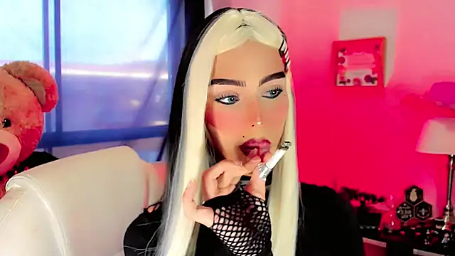 dollswit01 online show from 21, 1, 2025