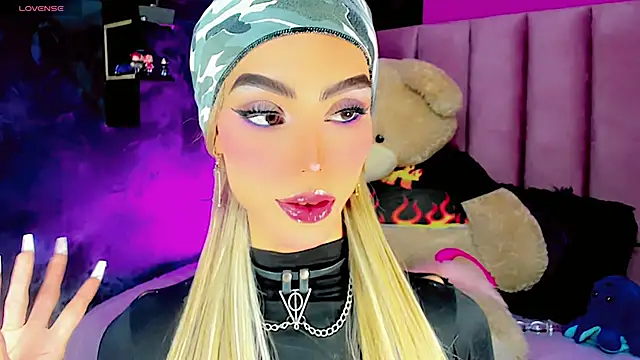 dollswit01 online show from 28, 2, 2025