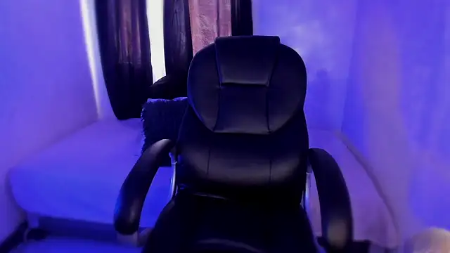 isabelithaa online show from 10, 11, 2025