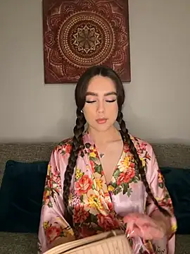 Snapshot of EmmaRosalie chatting on 22, 2, 2025 EmmaRosalie online show from 22, 2, 2025