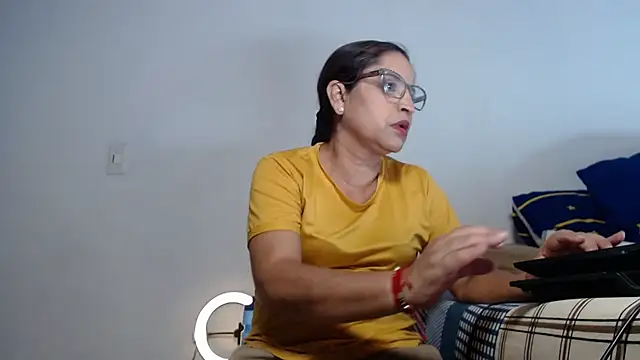 Yaya    11 online show from 26, 3, 2026