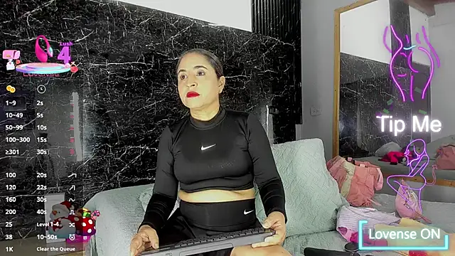 Snapshot of Yaya____11 chatting on 13, 1, 2026 Yaya 11 online show from 13, 1, 2026