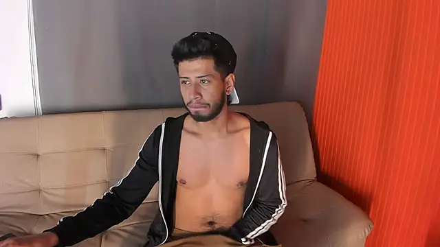 Colby brown03 online show from 8, 10, 2025