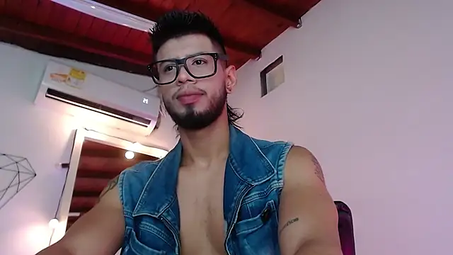 Snapshot of Colby_brown03 chatting on 13, 2, 2026 Colby brown03 online show from 13, 2, 2026