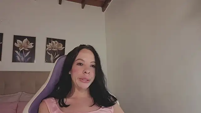Snapshot of AnneGagner chatting on 14, 1, 2026 AnneGagner online show from 14, 1, 2026