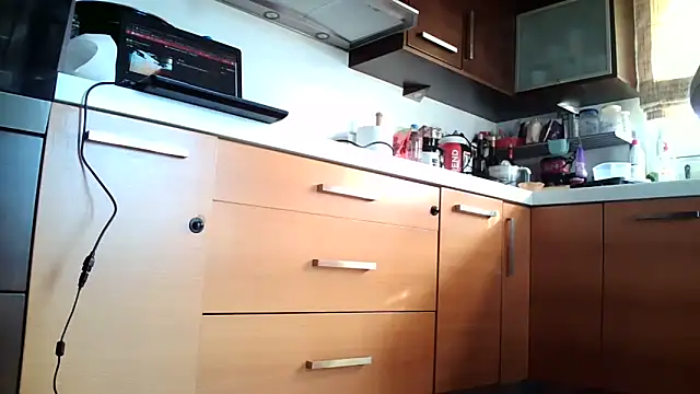 Kalia Cross online show from 7, 2, 2025