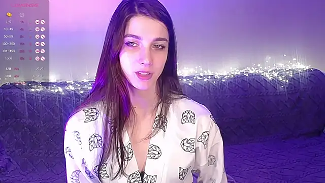 Abigail Wills online show from 1, 2, 2025