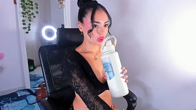 AnnieSofiia online show from 22, 5, 2026