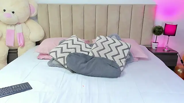 HannaRousse  online show from 29, 9, 2025