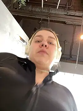 SuzieMurray online show from 19, 3, 2025