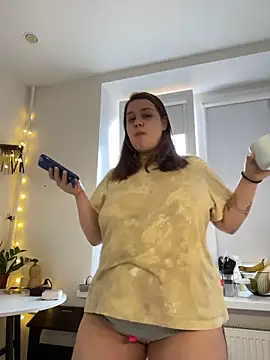 SuzieMurray online show from 27, 10, 2025