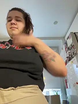 SuzieMurray online show from 23, 11, 2025