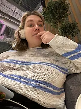 SuzieMurray online show from 1, 3, 2025