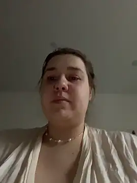 SuzieMurray online show from 11, 11, 2025