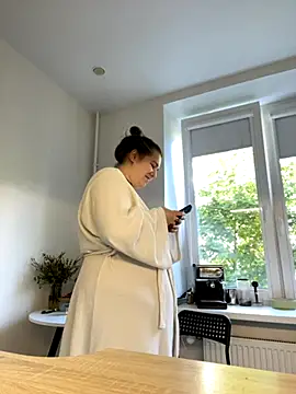 SuzieMurray online show from 19, 9, 2025