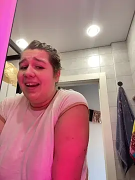 SuzieMurray online show from 18, 10, 2025