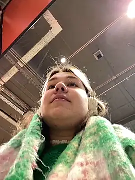 SuzieMurray online show from 11, 3, 2025