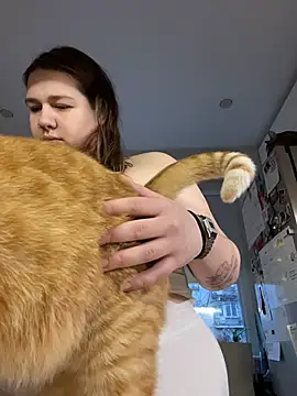 SuzieMurray online show from 30, 11, 2025