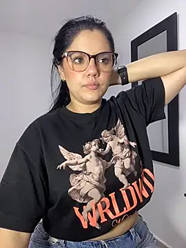 kimberlyhills1 online show from 12, 10, 2025