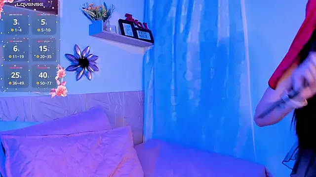 ZaraWest online show from 9, 3, 2025