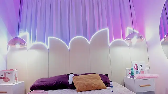 Laurentdupont04 online show from 6, 10, 2025