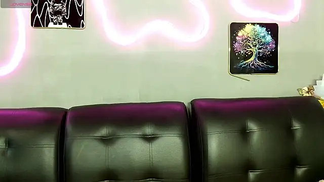 Laurentdupont04 online show from 9, 5, 2026