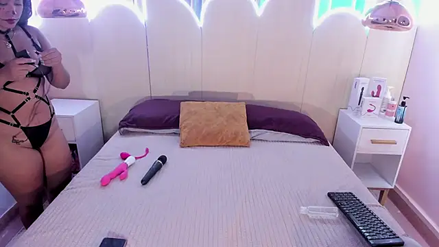 Laurentdupont04 online show from 2, 11, 2025